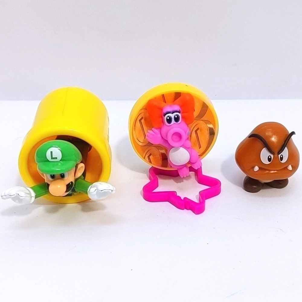 Nintendo Super Mario Figure Lot Luigi Warp Pipe Birdo Goomba McDonald's Toy 2017